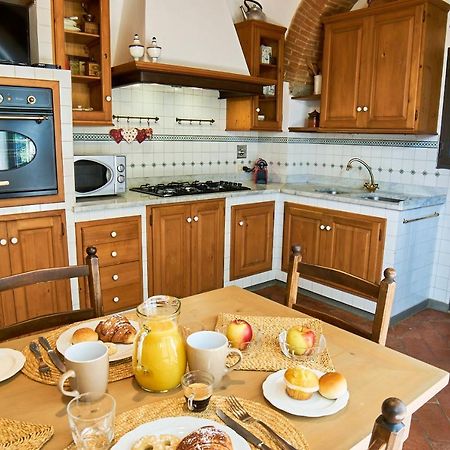 Il Portico Apt - Dolcevita Holiday Флоренция Экстерьер фото